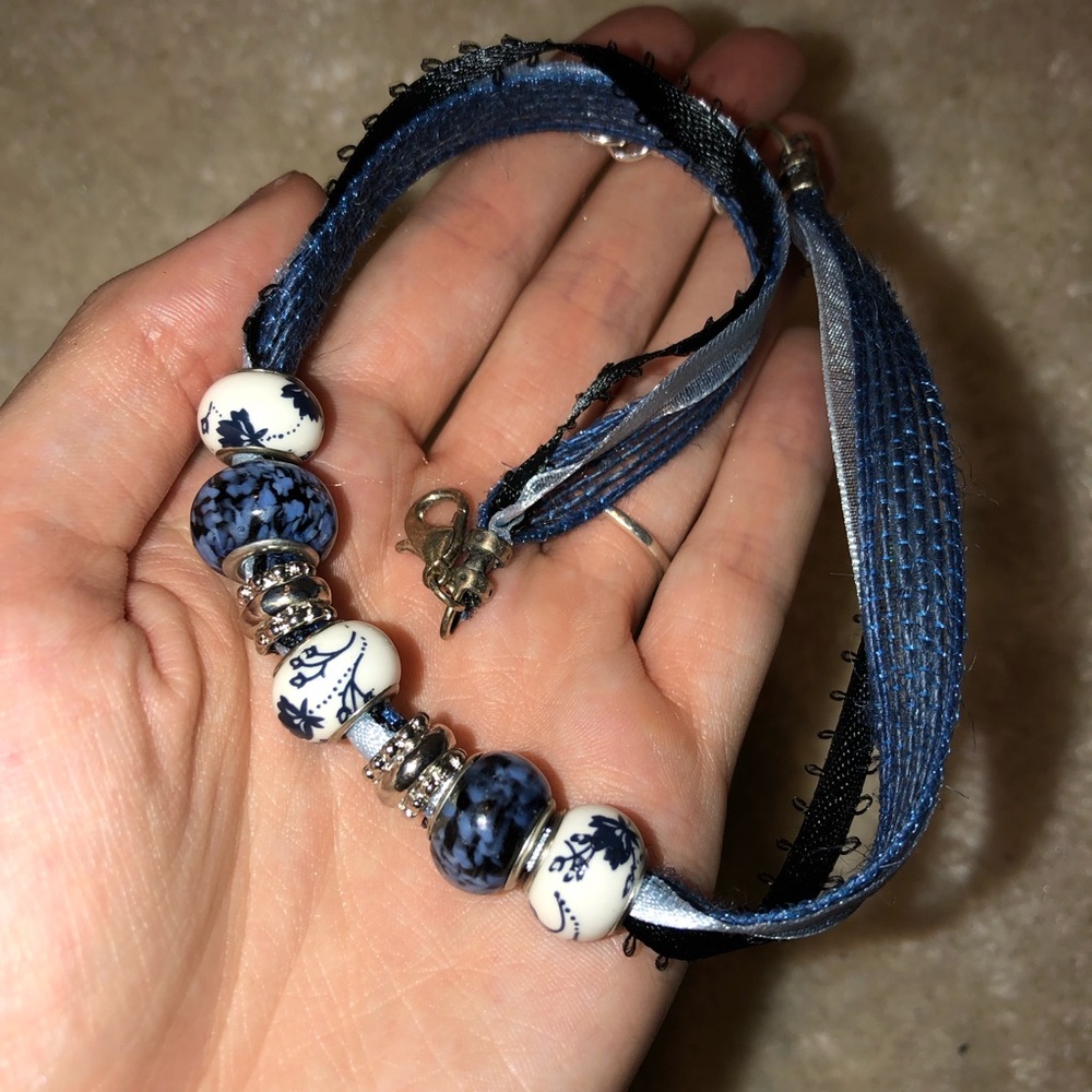 Blue and white beaded ribbon necklace